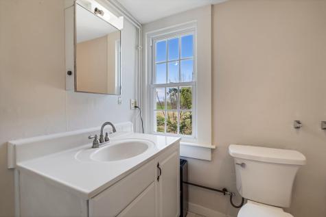 76 N Auburn Road Auburn ME 04210