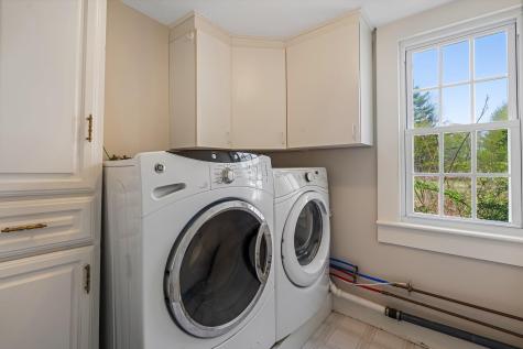 76 N Auburn Road Auburn ME 04210