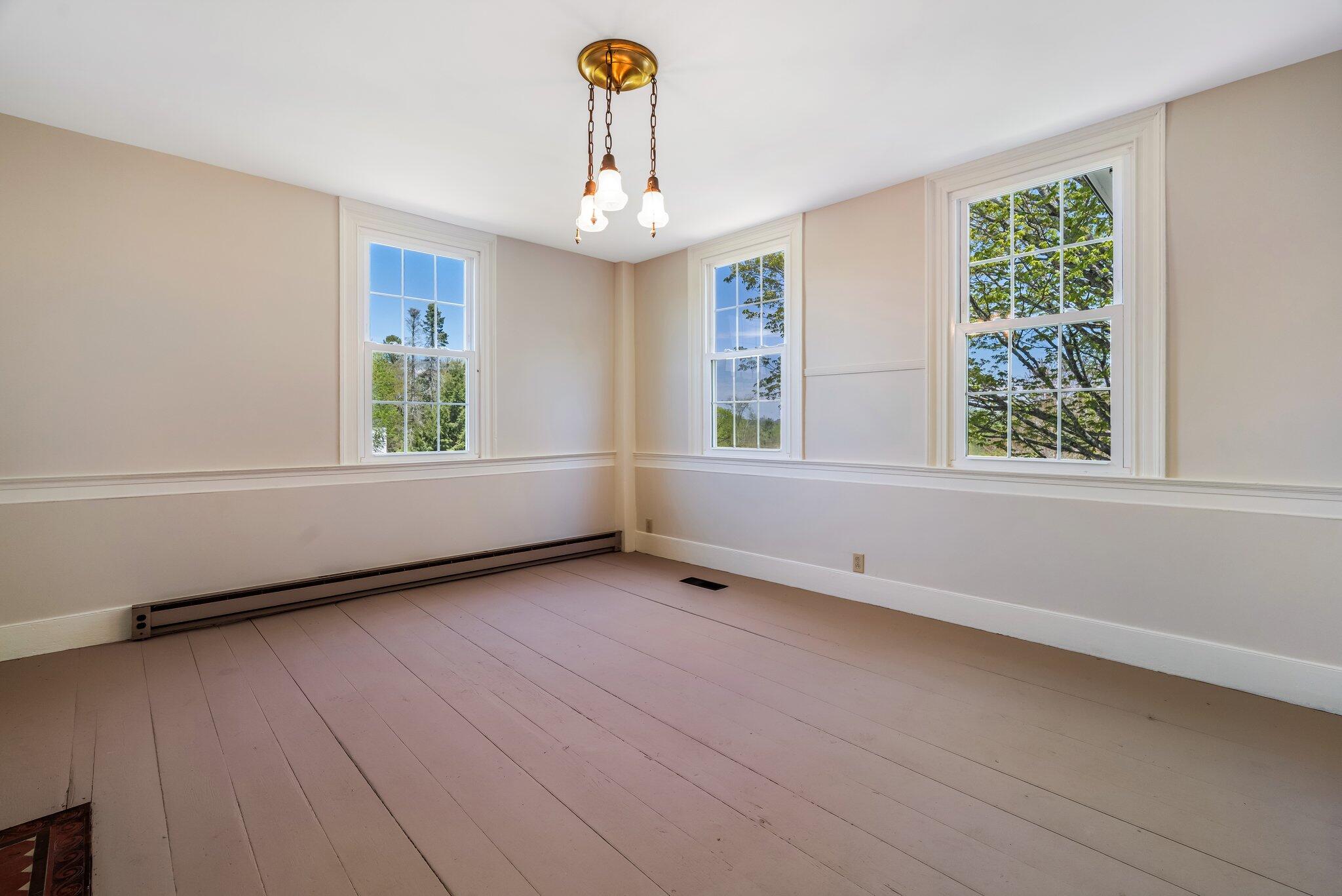 76 N Auburn Road Auburn ME 04210