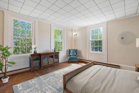 76 N Auburn Road Auburn ME 04210