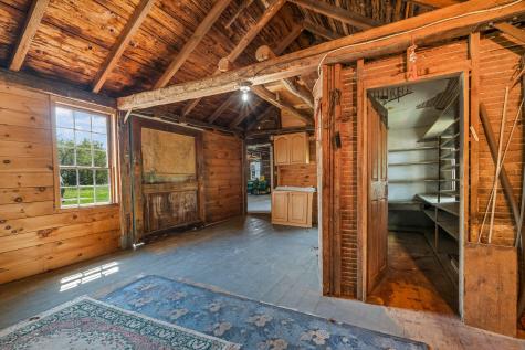 76 N Auburn Road Auburn ME 04210