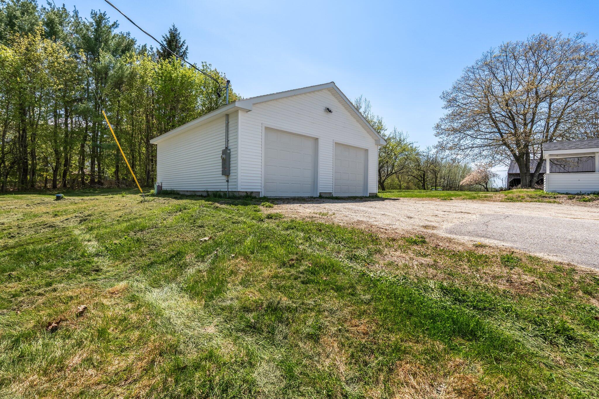 76 N Auburn Road Auburn ME 04210