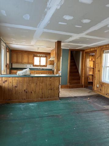 32 High Street Vinalhaven ME 04863