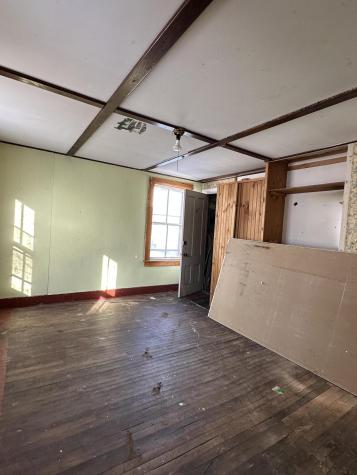 32 High Street Vinalhaven ME 04863