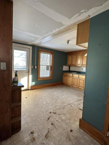 32 High Street Vinalhaven ME 04863