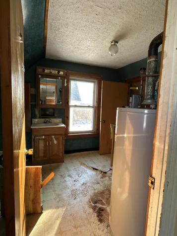 32 High Street Vinalhaven ME 04863