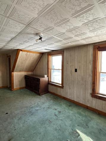 32 High Street Vinalhaven ME 04863