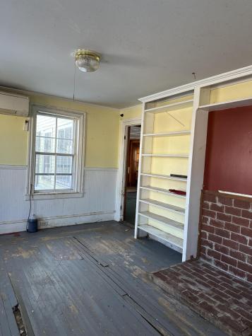 32 High Street Vinalhaven ME 04863