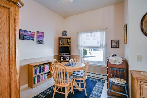 11 Sunrise Drive Hallowell ME 04347