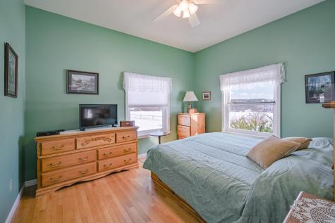 11 Sunrise Drive Hallowell ME 04347