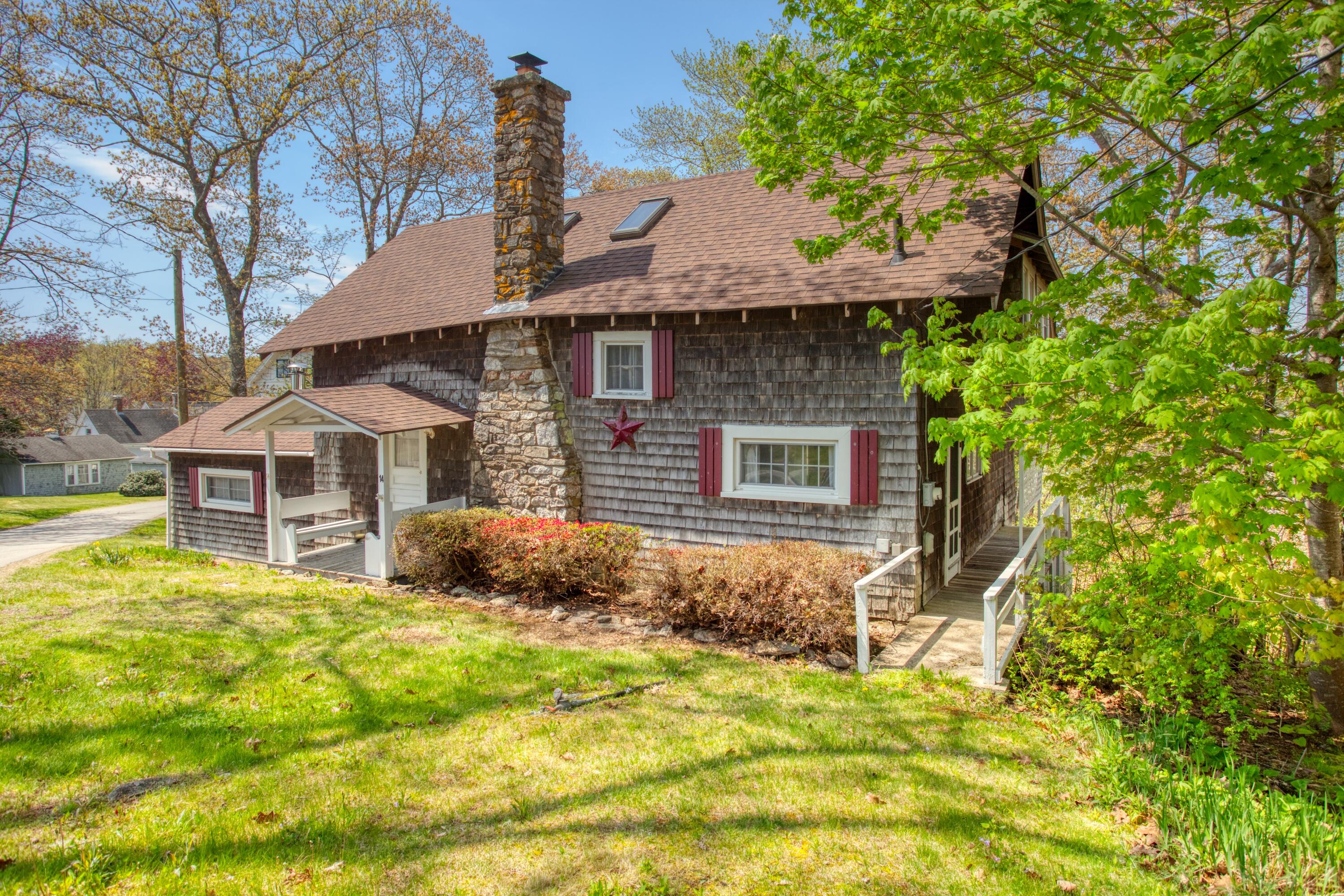 14 Summit Road Boothbay Harbor ME 04538