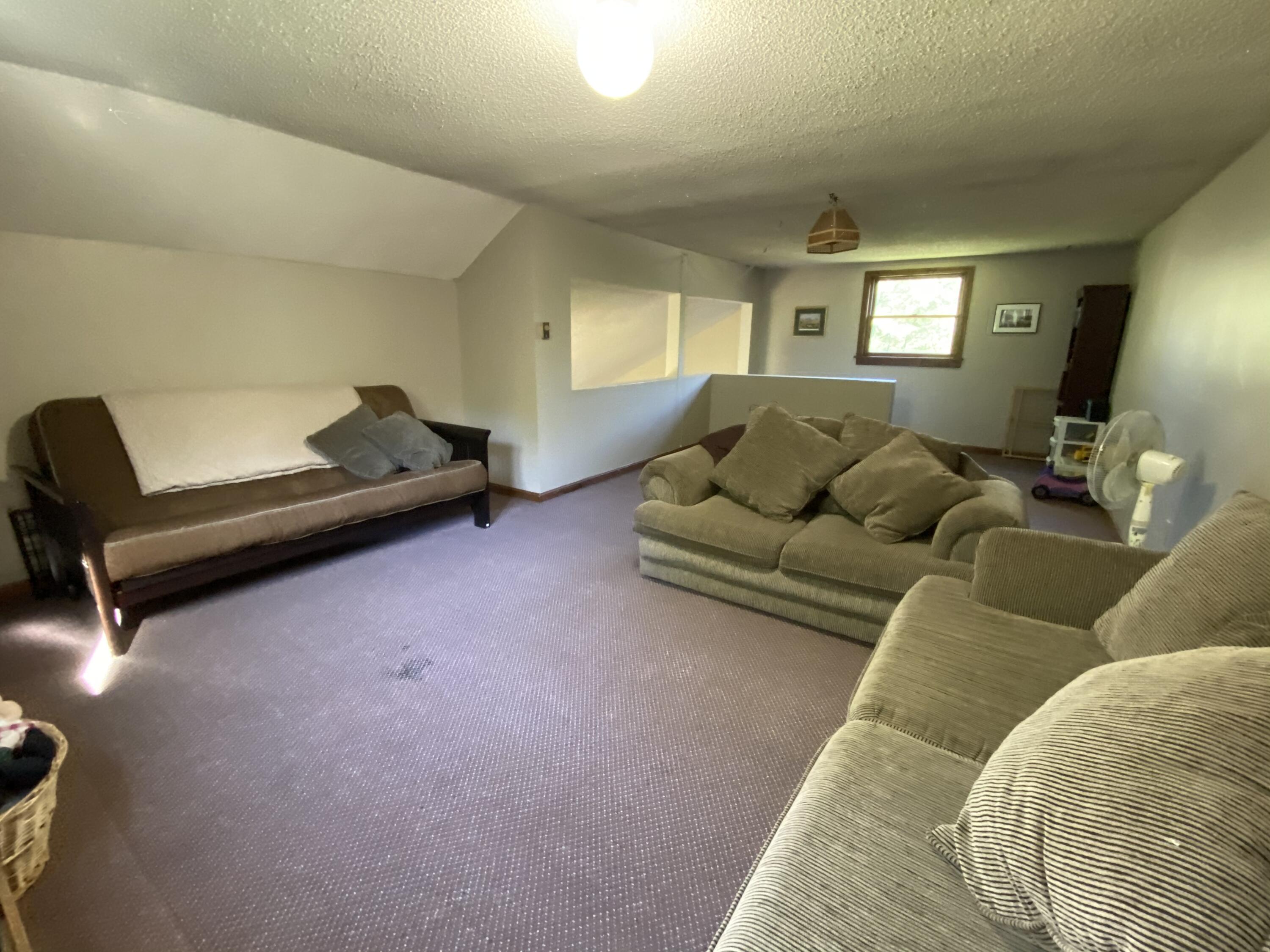 27 Smiley Avenue Winslow ME 04901