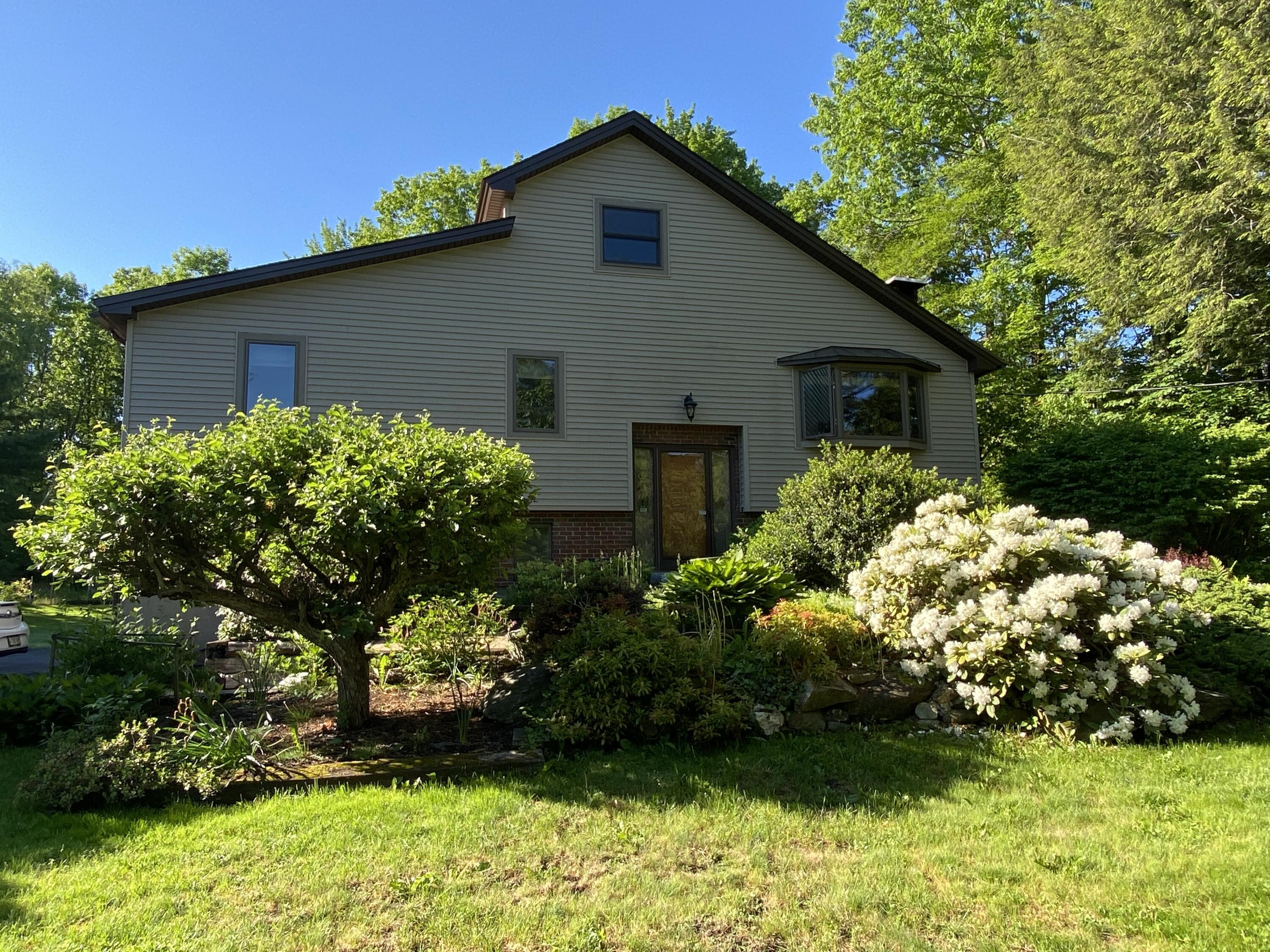 27 Smiley Avenue Winslow ME 04901