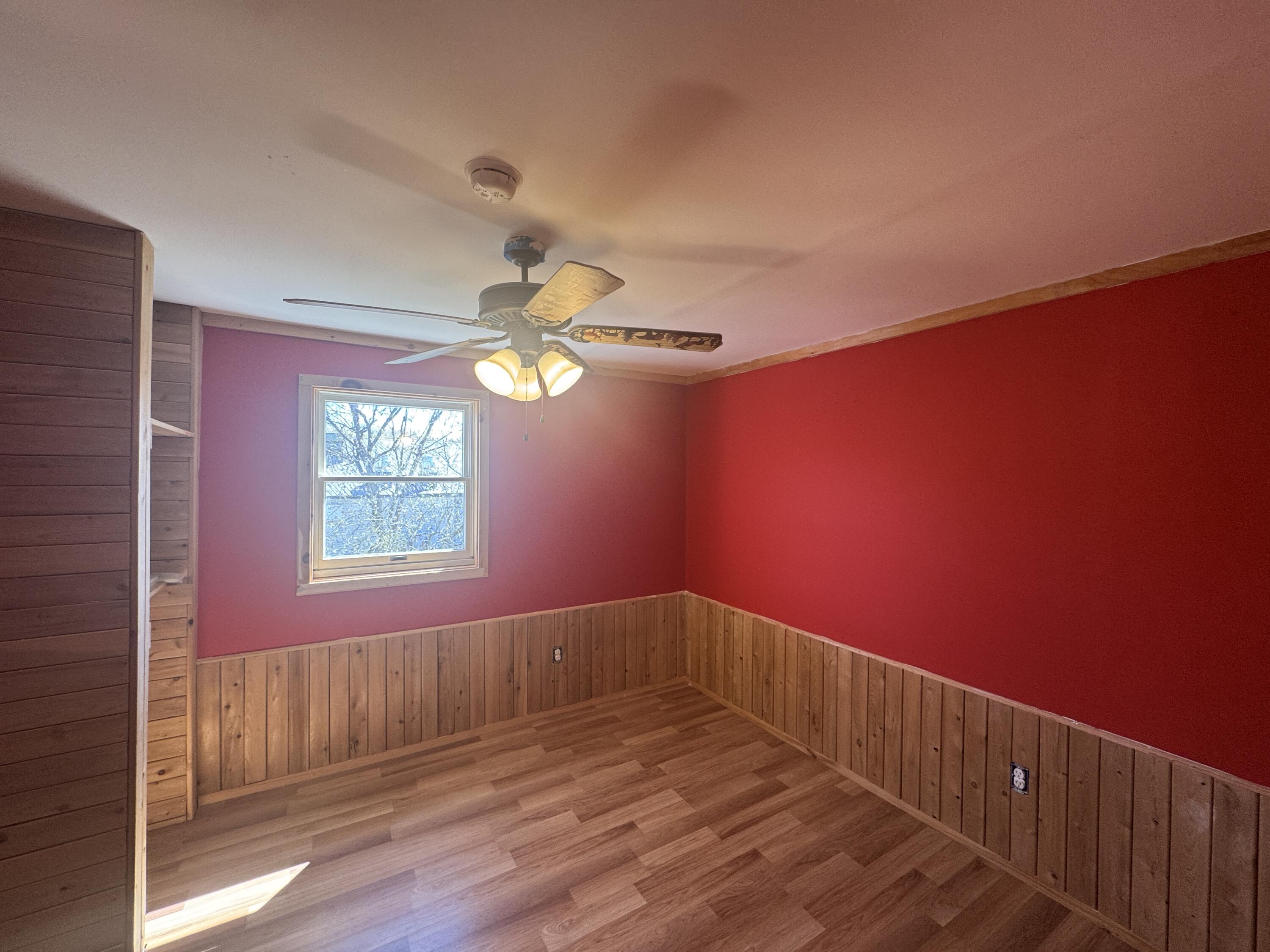 61 Eastland Avenue Millinocket ME 04462