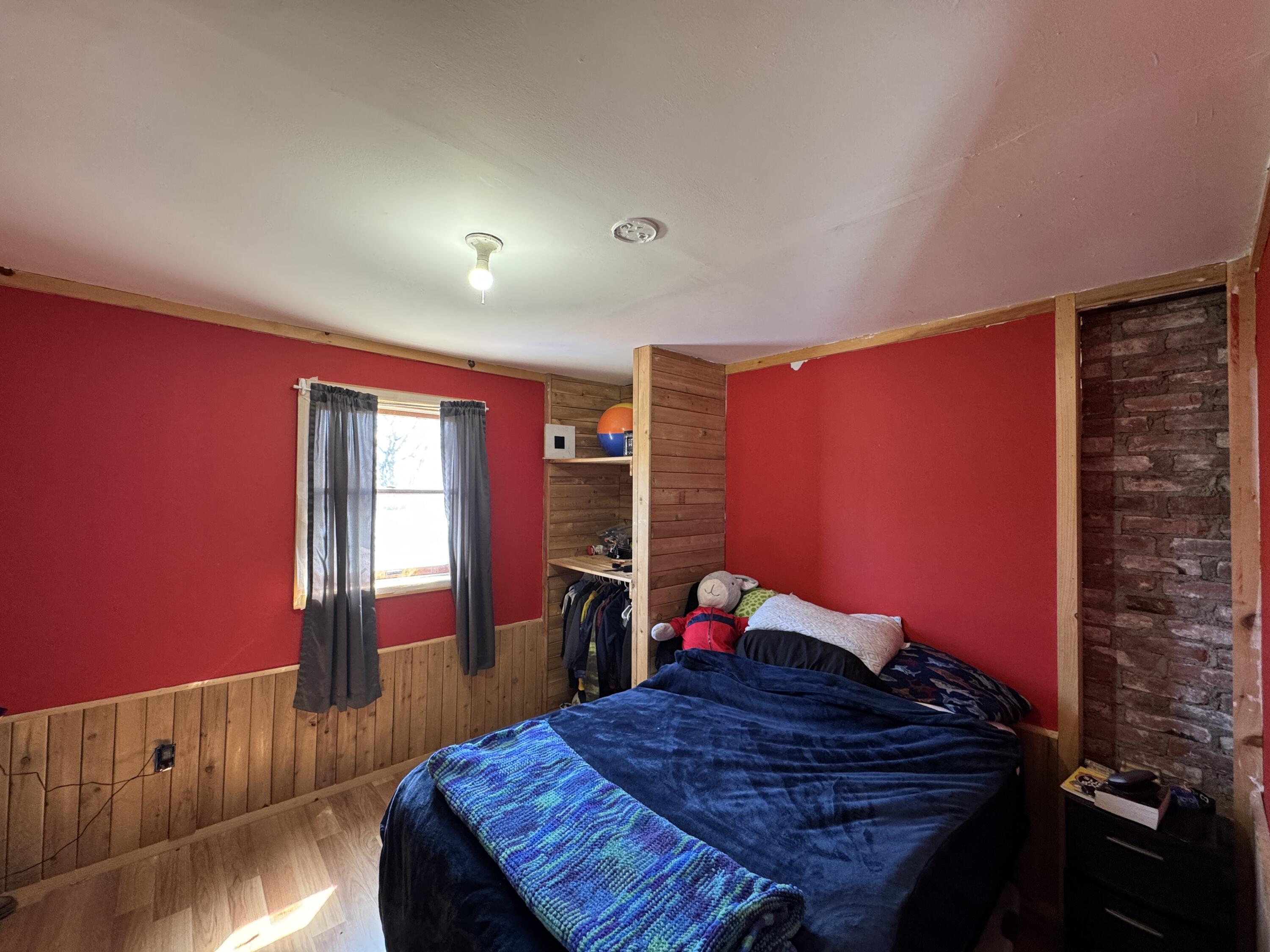 61 Eastland Avenue Millinocket ME 04462