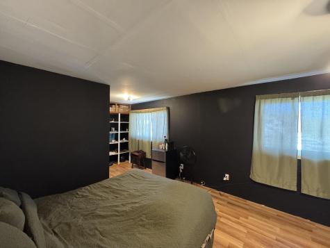 61 Eastland Avenue Millinocket ME 04462