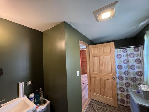 61 Eastland Avenue Millinocket ME 04462