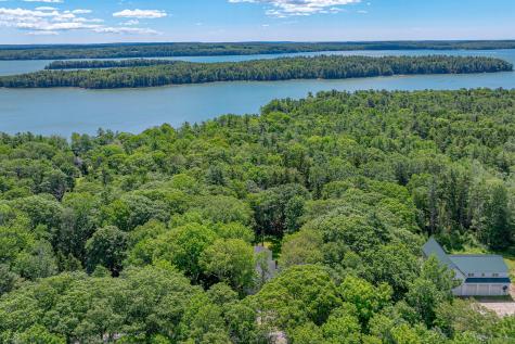 853 Mere Point Road Brunswick ME 04011