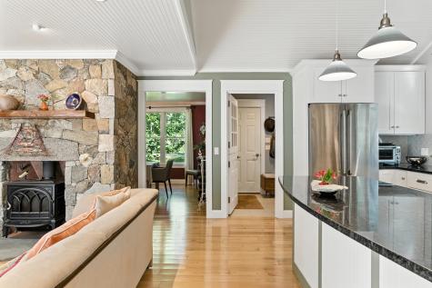 853 Mere Point Road Brunswick ME 04011