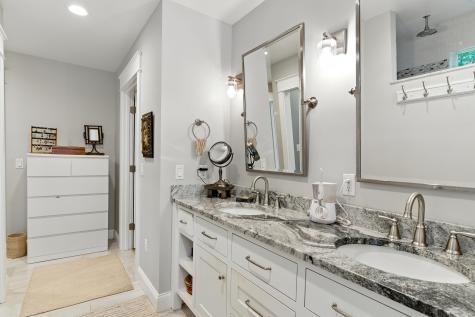 853 Mere Point Road Brunswick ME 04011