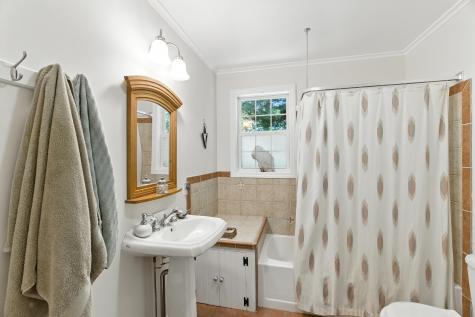 853 Mere Point Road Brunswick ME 04011