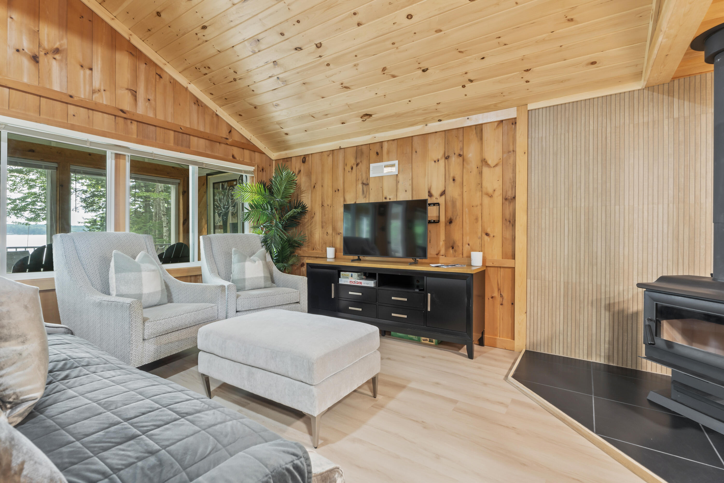 7 Papoose Island Road Raymond ME 04071