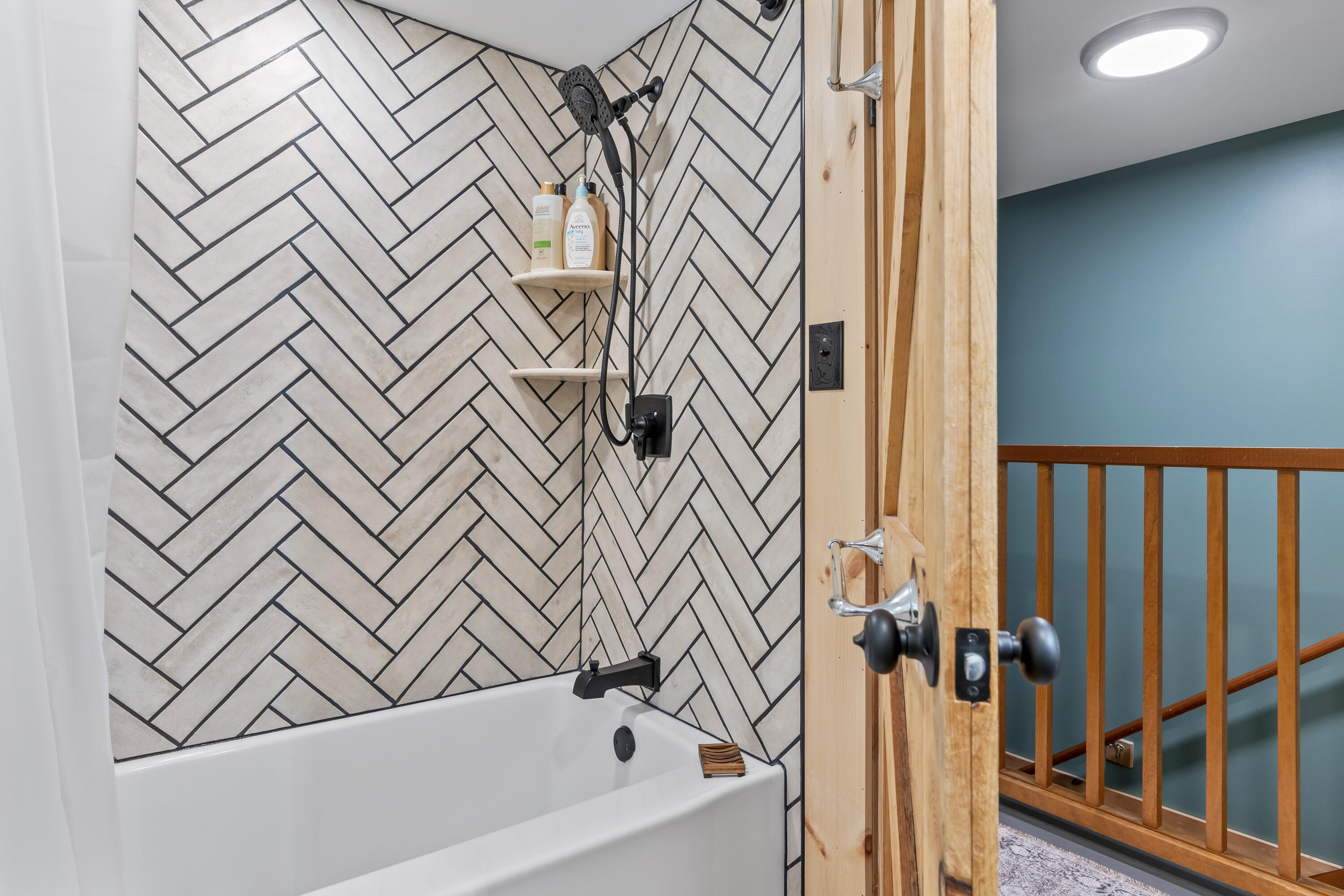 7 Papoose Island Road Raymond ME 04071