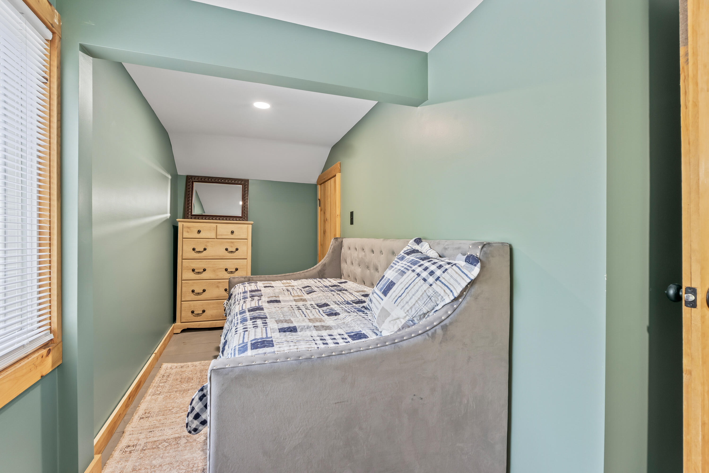 7 Papoose Island Road Raymond ME 04071