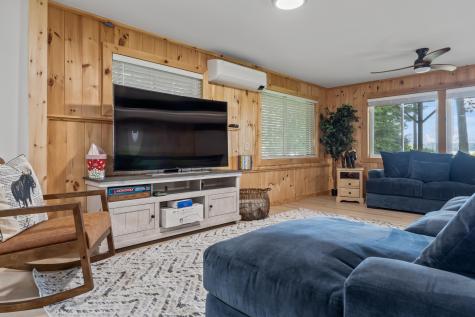 7 Papoose Island Road Raymond ME 04071