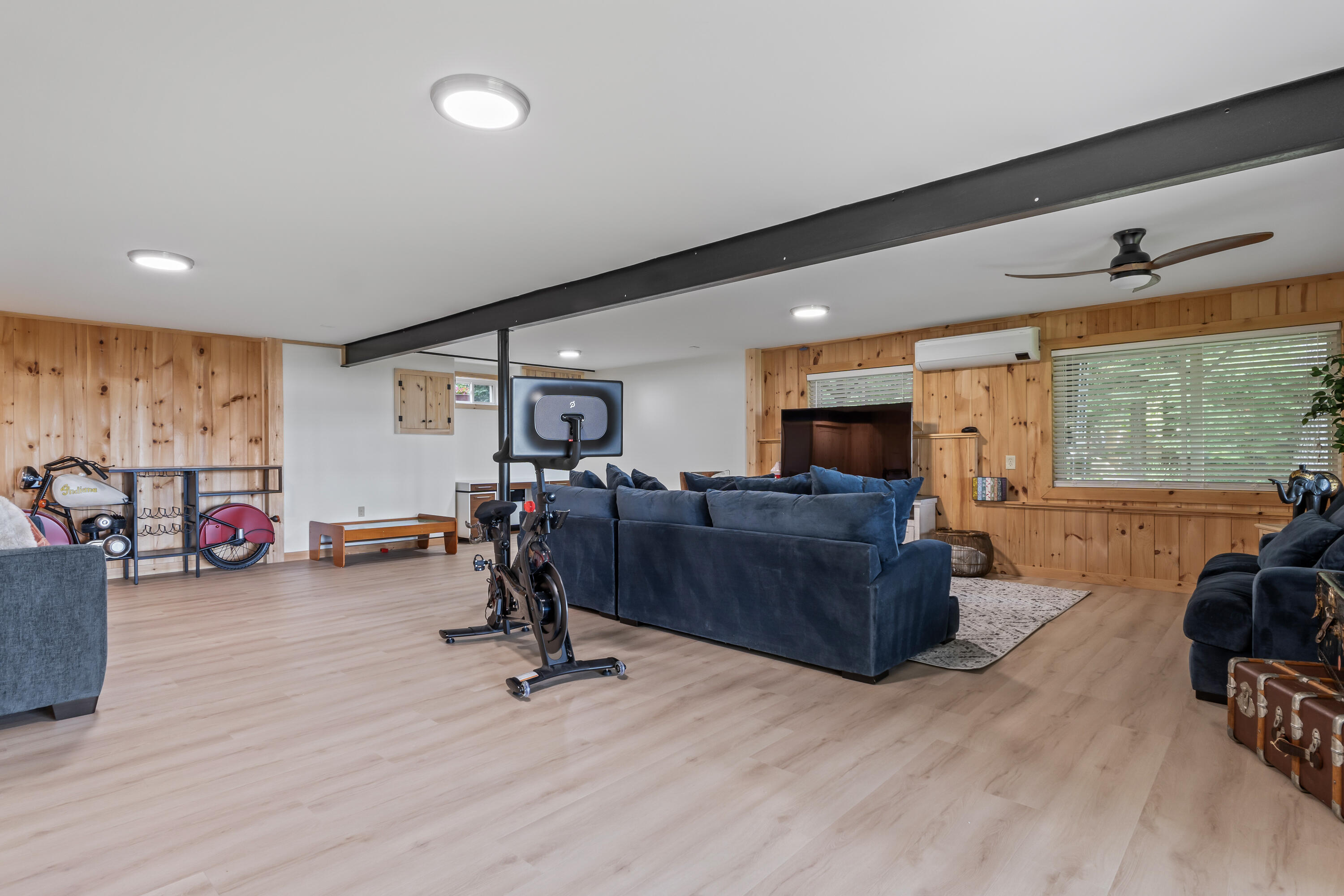 7 Papoose Island Road Raymond ME 04071