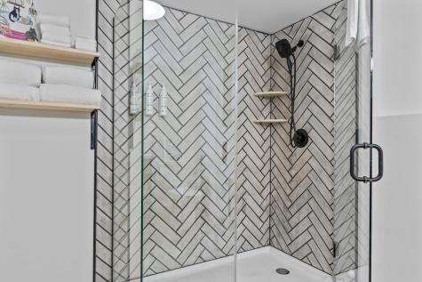 7 Papoose Island Road Raymond ME 04071