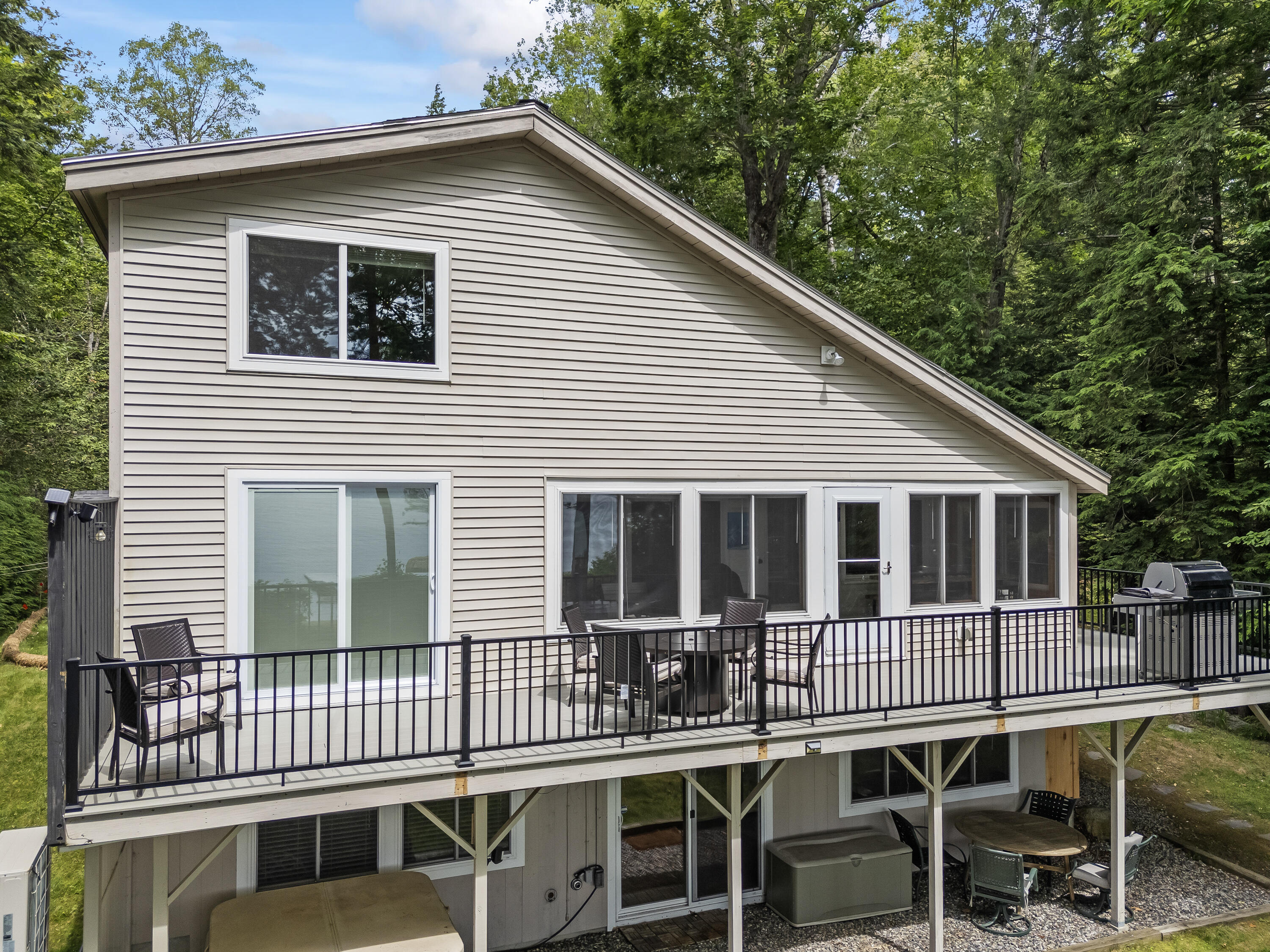 7 Papoose Island Road Raymond ME 04071