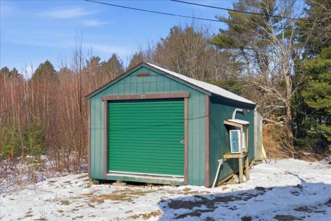 27 Meadow Lane Sabattus ME 04280