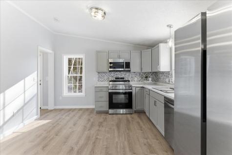 27 Meadow Lane Sabattus ME 04280