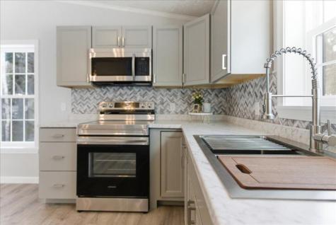 27 Meadow Lane Sabattus ME 04280