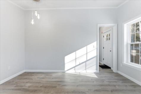 27 Meadow Lane Sabattus ME 04280