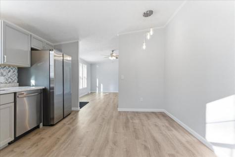 27 Meadow Lane Sabattus ME 04280