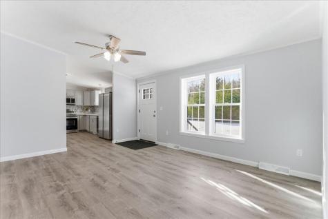 27 Meadow Lane Sabattus ME 04280