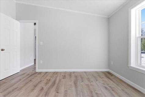 27 Meadow Lane Sabattus ME 04280