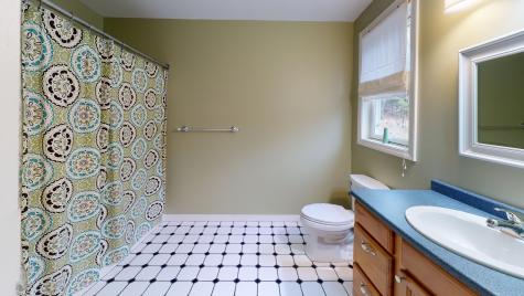 6 Pond Ridge Drive Lewiston ME 04240