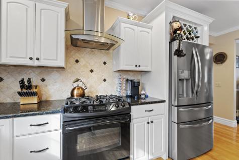 22 Ashley Avenue Glenburn ME 04401