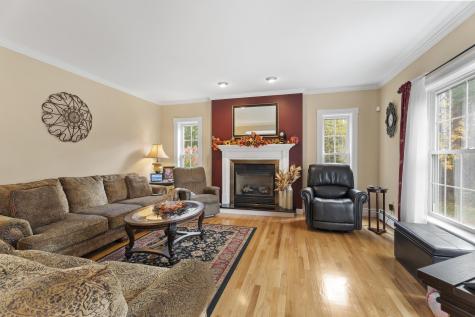 22 Ashley Avenue Glenburn ME 04401