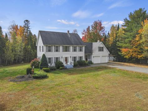 22 Ashley Avenue Glenburn ME 04401