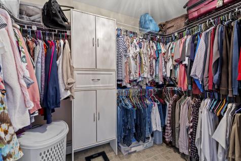 22 Ashley Avenue Glenburn ME 04401