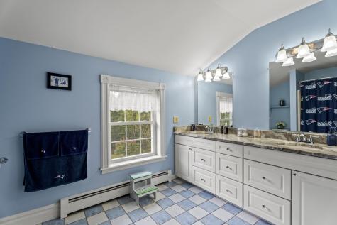 22 Ashley Avenue Glenburn ME 04401