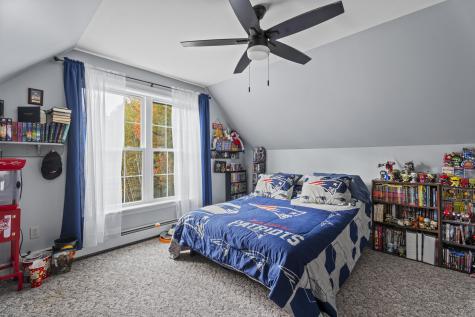 22 Ashley Avenue Glenburn ME 04401