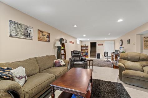 22 Ashley Avenue Glenburn ME 04401