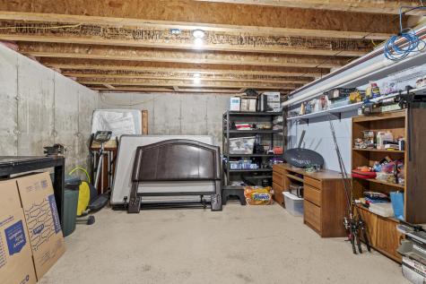 22 Ashley Avenue Glenburn ME 04401