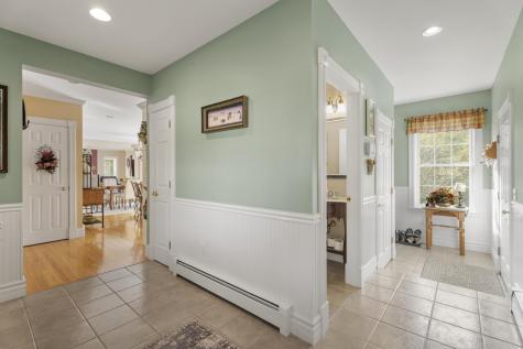 22 Ashley Avenue Glenburn ME 04401