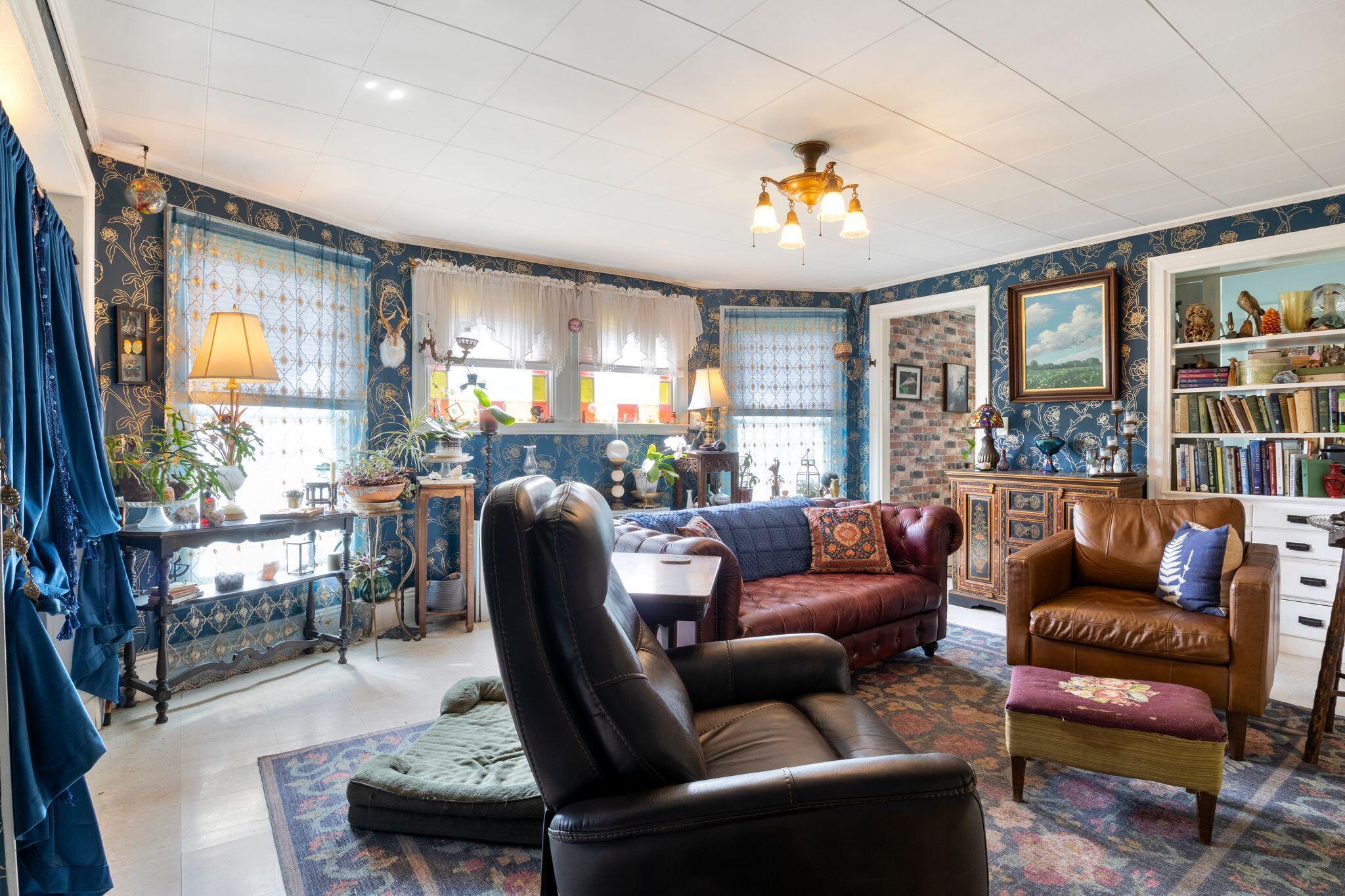 7 Porter Street Paris ME 04281